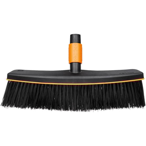 fiskars-quikfit-altanborste-1