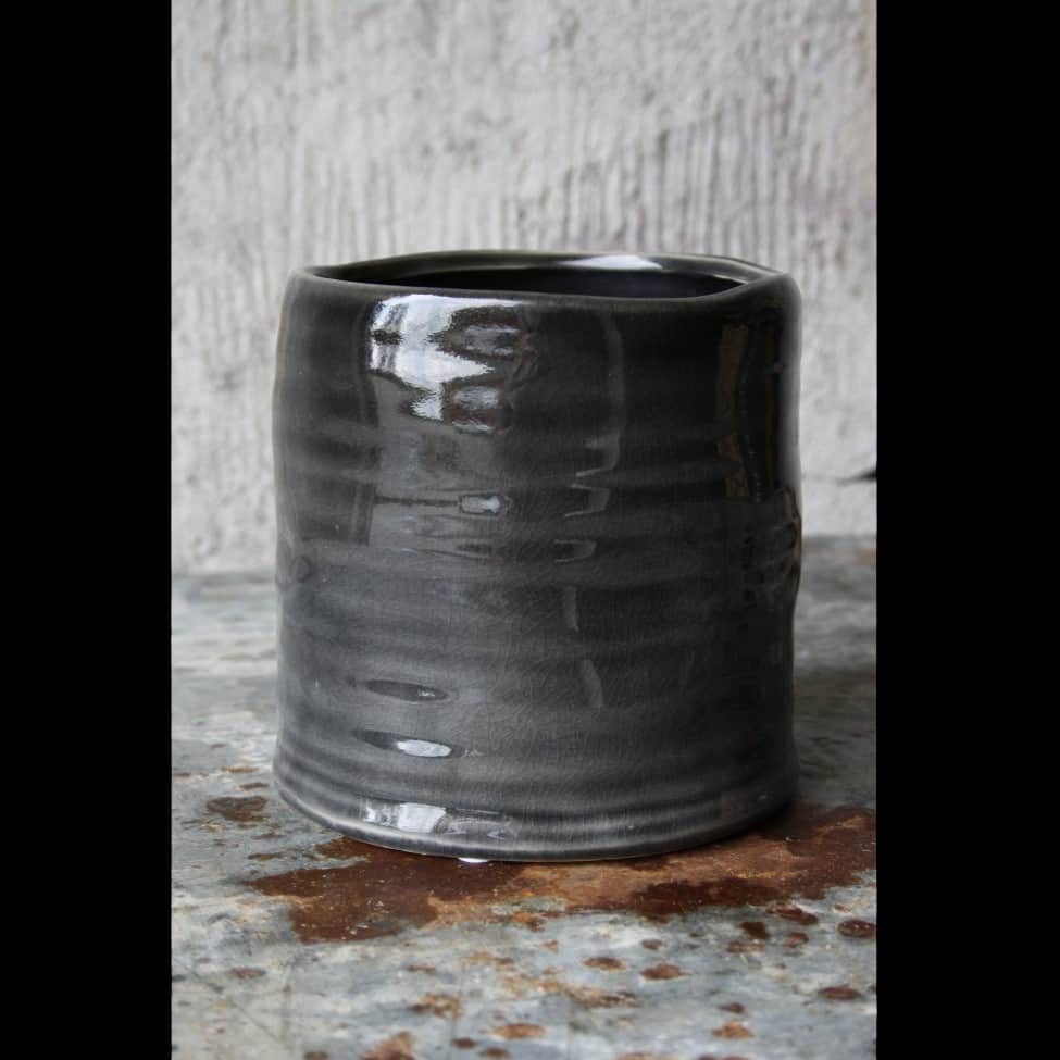 keramik-kruka-13x13-svartgr-1