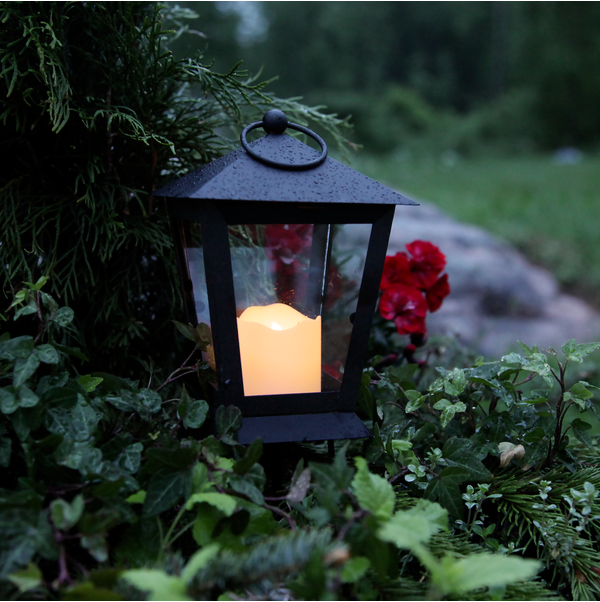 gravlykta-p-pinne-serene-led-svart-h40cm-1